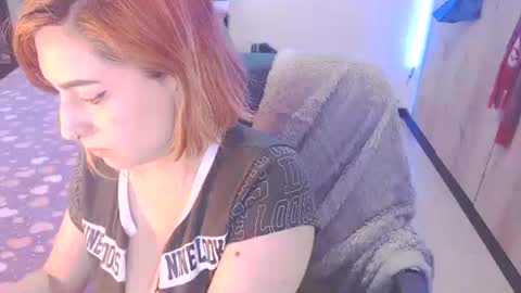 cat naughty online show from 02/06/25, 05:09