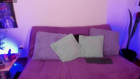 Cata green model independient online show from 05/15/26, 06:48