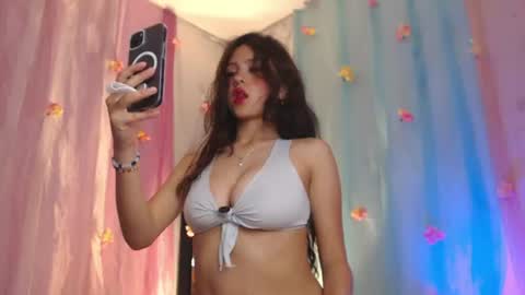 Snapshot of cata_robets chatting on 06/19/26, 01:10 cata online show from 06/19/26, 01:10