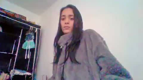 Snapshot of cata_sexy2410 chatting on 12/01/24, 05:57 cata_sexy2410 online show from 12/01/24, 05:57