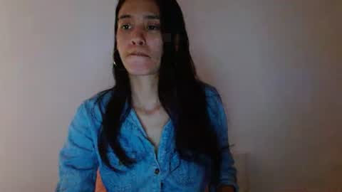 Snapshot of cata_sexy2410 chatting on 01/09/25, 05:34 cata_sexy2410 online show from 01/09/25, 05:34