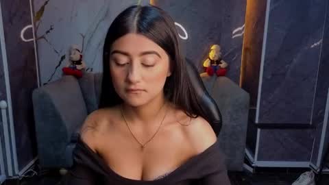 Snapshot of catalella_little_b chatting on 06/05/26, 08:14 catalella_little_b online show from 06/05/26, 08:14
