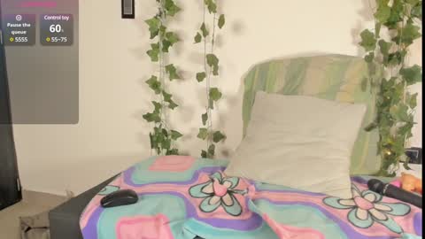 Snapshot of cataleya19__ chatting on 01/21/25, 11:46 cataleya19__ online show from 01/21/25, 11:46