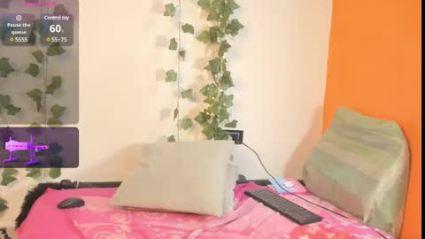 Snapshot of cataleya19__ chatting on 03/06/25, 03:02 cataleya19__ online show from 03/06/25, 03:02