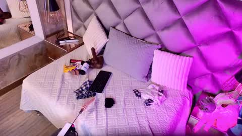 cataleya1_sm online show from 12/01/25, 03:22