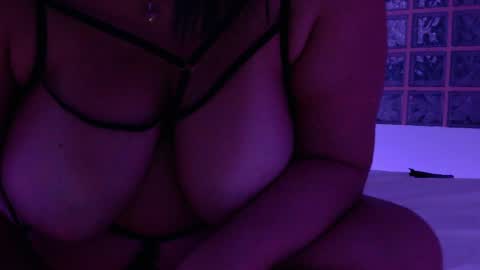 Luna Velvet online show from 05/16/26, 12:18