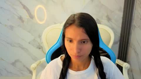 cataleya23_a online show from 03/19/26, 03:27