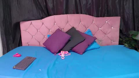 Cata Prins  online show from 10/02/25, 11:06