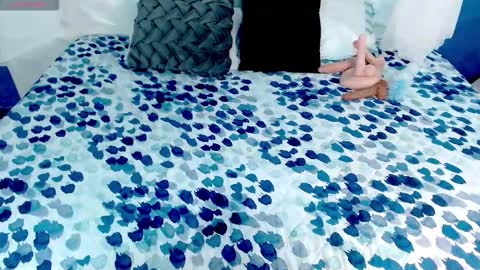 cataleya_eebony online show from 12/22/25, 11:29