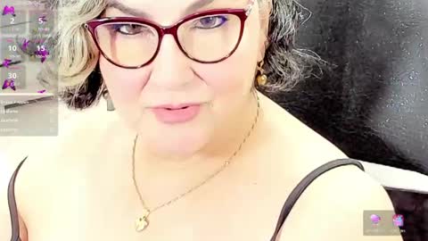 cataleya  online show from 04/28/26, 01:48