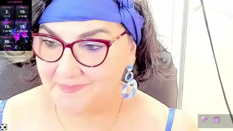 Snapshot of cataleya_mom_ chatting on 07/15/26, 09:31 cataleya online show from 07/15/26, 09:31