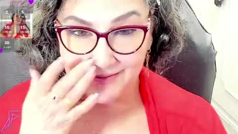 Snapshot of cataleya_mom_ chatting on 07/20/26, 11:23 cataleya online show from 07/20/26, 11:23