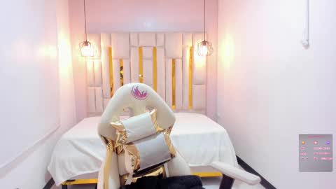 Cataleya online show from 09/14/25, 11:20