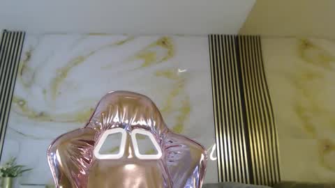 Catalina  online show from 02/19/26, 01:56