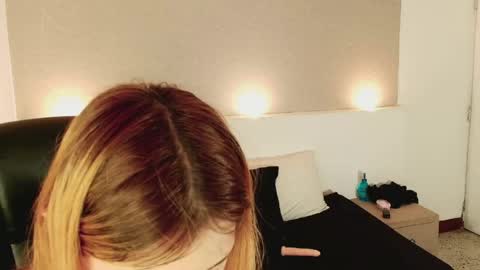 Catalina online show from 04/14/26, 02:50