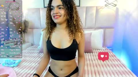 Snapshot of catalina__rosse chatting on 12/16/25, 08:14 Catalina online show from 12/16/25, 08:14