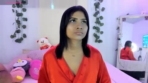 Snapshot of catalina_and_roger chatting on 09/29/25, 03:28 Cata y Roger online show from 09/29/25, 03:28