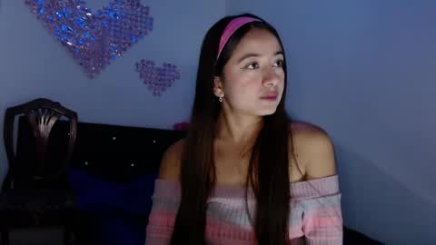 Catalina Durango  online show from 04/26/26, 09:56