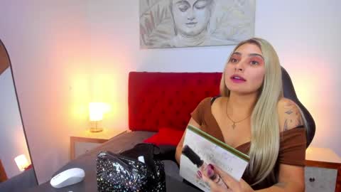 catalina_osorio online show from 04/06/26, 11:33