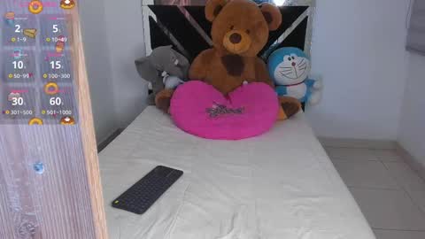 Catalina  online show from 09/17/25, 11:17