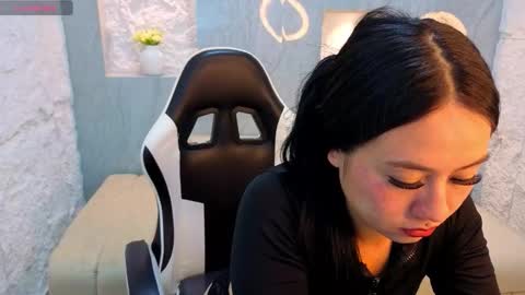 Snapshot of catalina_tx_ chatting on 02/11/26, 02:00 Online 800 to 1400 online show from 02/11/26, 02:00