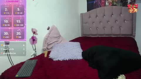 Catalina   online show from 03/07/25, 03:49