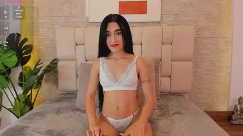 Snapshot of cate_gil chatting on 04/16/26, 11:33 cate online show from 04/16/26, 11:33