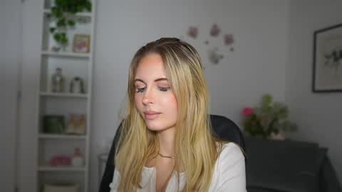 catecrago  online show from 02/28/25, 11:58