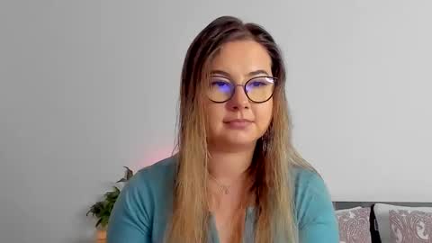 Kat online show from 02/10/25, 10:20