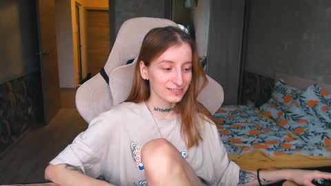 Snapshot of cath_dysphoria_ chatting on 12/07/24, 06:43 CATH online show from 12/07/24, 06:43