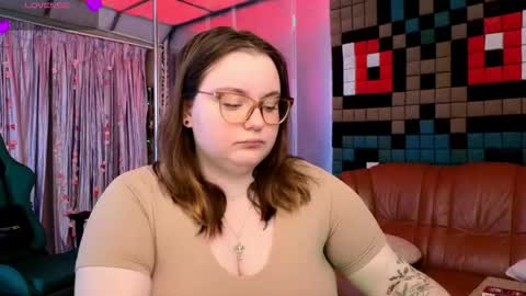 Snapshot of catherineclaire chatting on 05/25/26, 04:46 catherineclaire online show from 05/25/26, 04:46