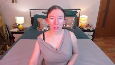Catrin online show from 02/13/26, 05:58