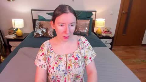 Catrin online show from 02/16/26, 04:08