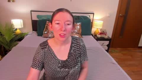 Catrin online show from 03/12/26, 06:52