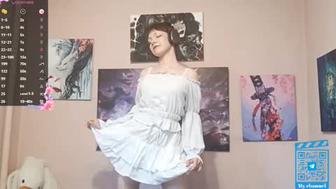 Sophie online show from 09/12/25, 01:55