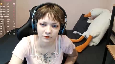 Sophie online show from 09/20/25, 01:01