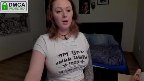 Snapshot of cathy_cass chatting on 02/09/25, 05:19 cathy cass online show from 02/09/25, 05:19