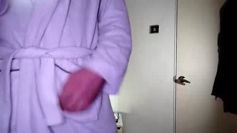 catkot912 online show from 01/11/25, 06:12