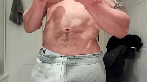 Snapshot of catkot912 chatting on 02/18/25, 12:59 catkot912 online show from 02/18/25, 12:59