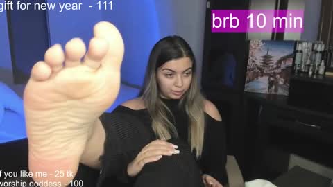 Snapshot of catrinaeuphorina chatting on 01/05/25, 09:05 Catrina or just Cat online show from 01/05/25, 09:05