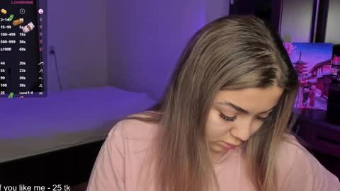 Snapshot of catrinaeuphorina chatting on 03/09/25, 06:43 Catrina or just Cat online show from 03/09/25, 06:43