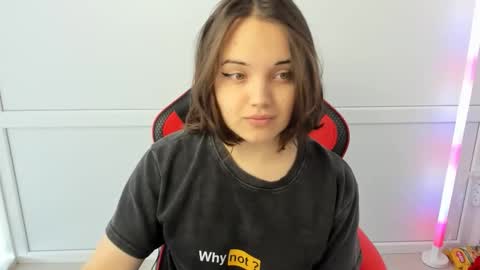 Catrine online show from 04/05/26, 06:43