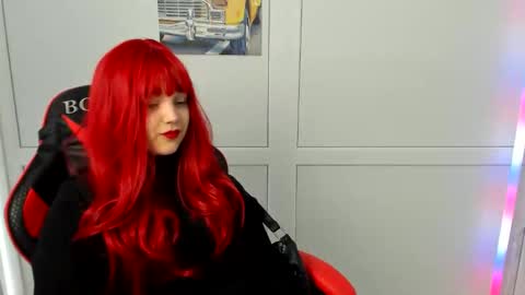 Catrine online show from 04/10/26, 07:35