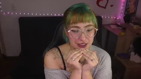 Snapshot of catsito chatting on 07/10/26, 01:21 im MIA -Independent Model MY OF is catsito3 online show from 07/10/26, 01:21
