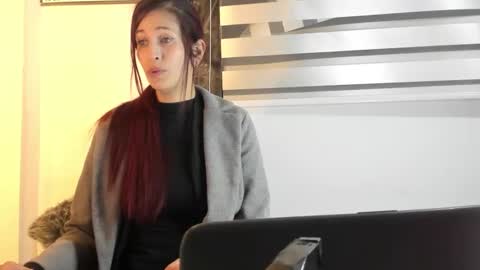 CATT EVANS online show from 01/21/25, 03:59