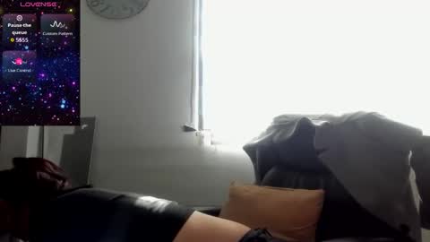 CATT EVANS online show from 10/24/25, 08:05