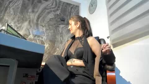 CATT EVANS online show from 01/06/26, 12:14