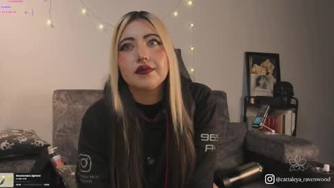 Snapshot of cattaleya_ravenwood chatting on 03/02/26, 02:46 Cattaleya Ravenwood online show from 03/02/26, 02:46