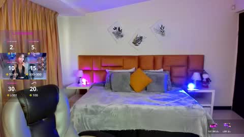 Snapshot of catti_brie_ chatting on 11/19/25, 11:43 catti_brie_ online show from 11/19/25, 11:43