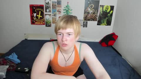 cattie_w_ online show from 04/03/26, 01:14